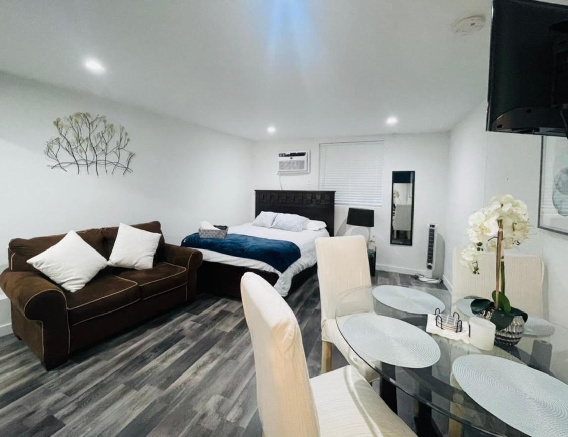 Lovely Sherman Oaks Studio Los Angeles Exterior foto